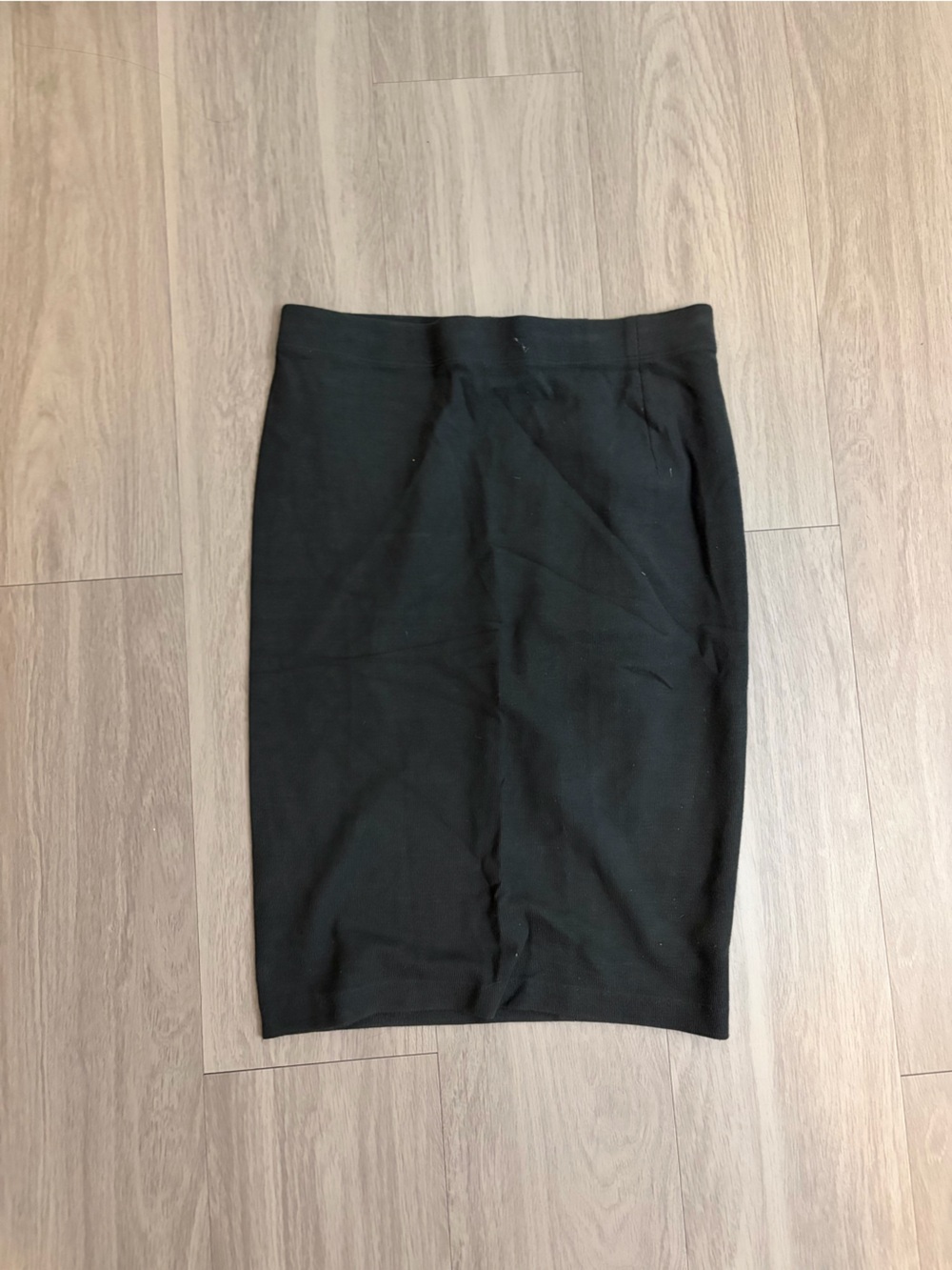 Vince Black Fitted Pencil Skirt